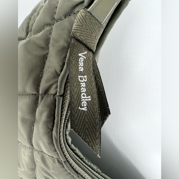 Vera Bradley Sage Green ultralight shoulder bag NWT w/ Minor Flaws Hobo Bag - Picture 2 of 10